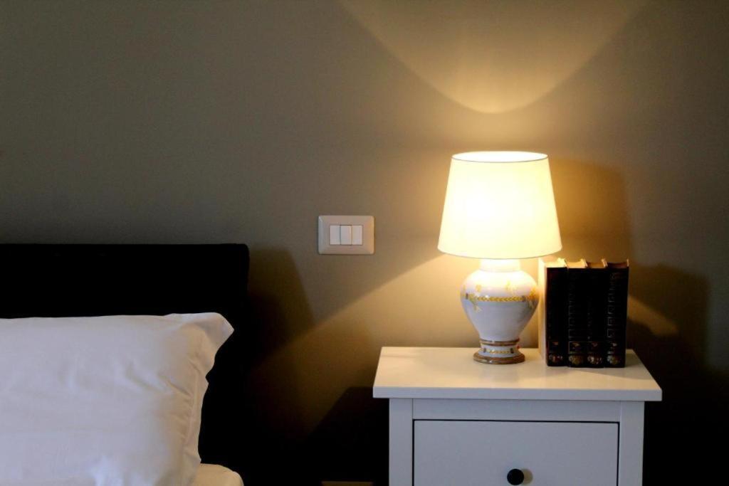 Colonna Rooms & Apartment Trani Exterior photo